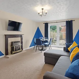 Holiday home Luxurious 2-bedroom Haven In Vibrant Robinhood: Ideal For Business Or Leisure, Nottingham